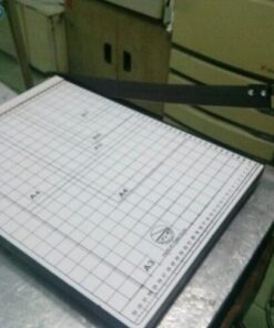 Bàn Cắt Giấy A3 Mica lưỡi dao sắc bén