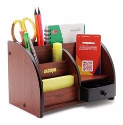 Chiếc hộp cắm bút gỗ Xukiva 6051