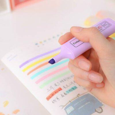 Bút dạ quang dùng để làm gì, giá bao nhiêu tiền?