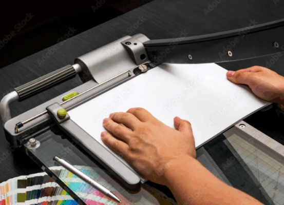 Bàn cắt giấy bán ở đâu rẻ đẹp?